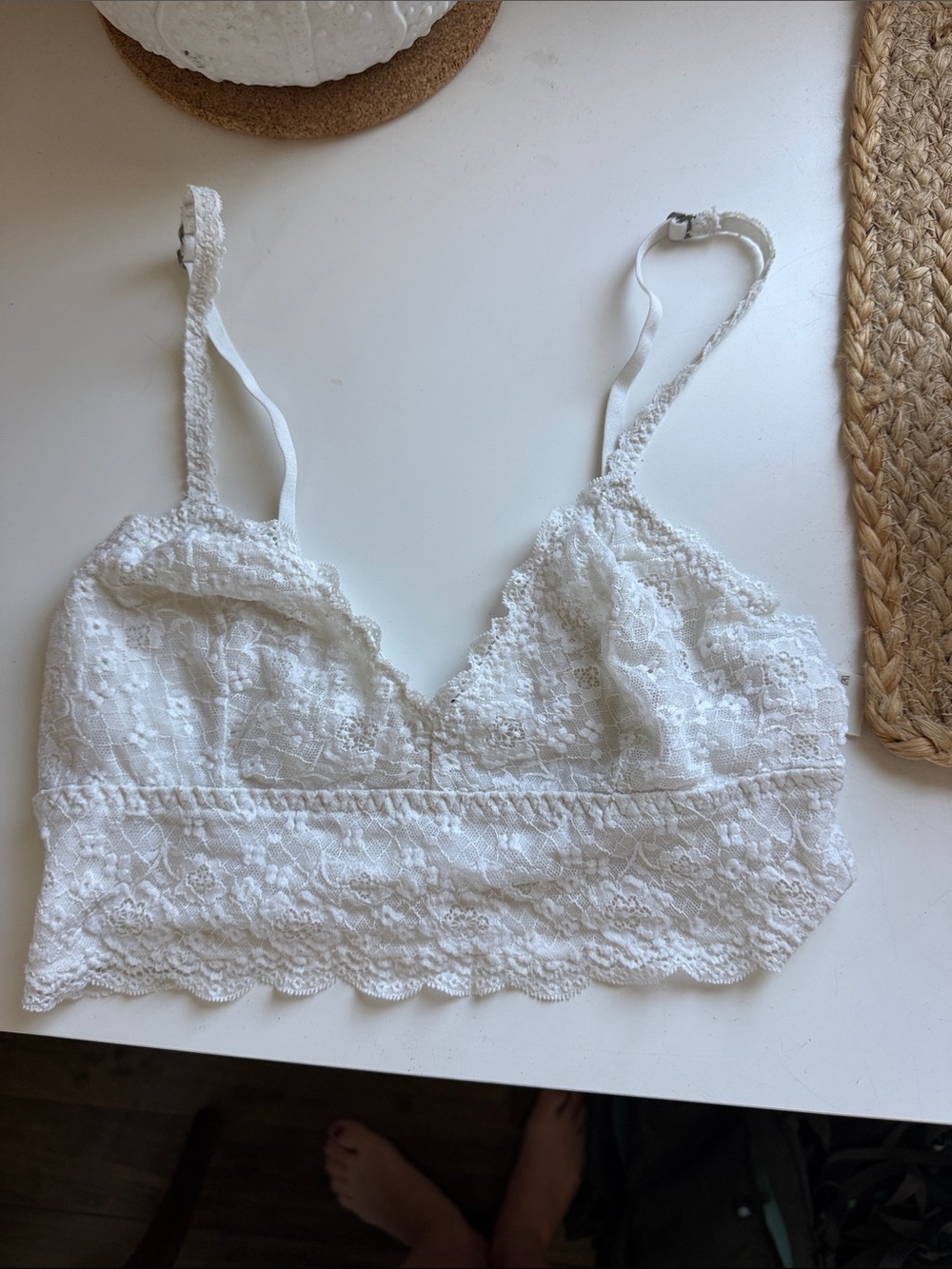 Gilly Hicks White Lace Bralette with Scalloped Hem